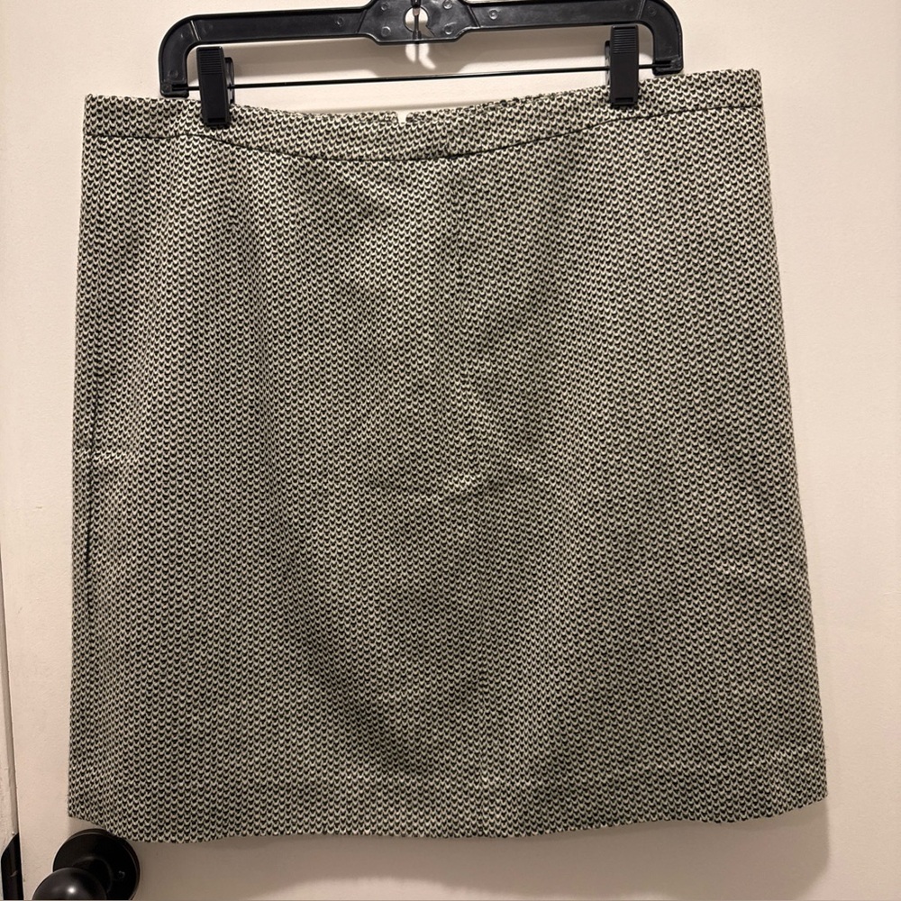 LOFT Pencil Skirt